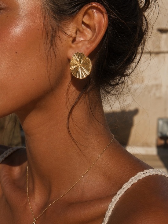 Sahrzjewellery Jewelry - 18K Gold Plated Leaf Stud Earrings